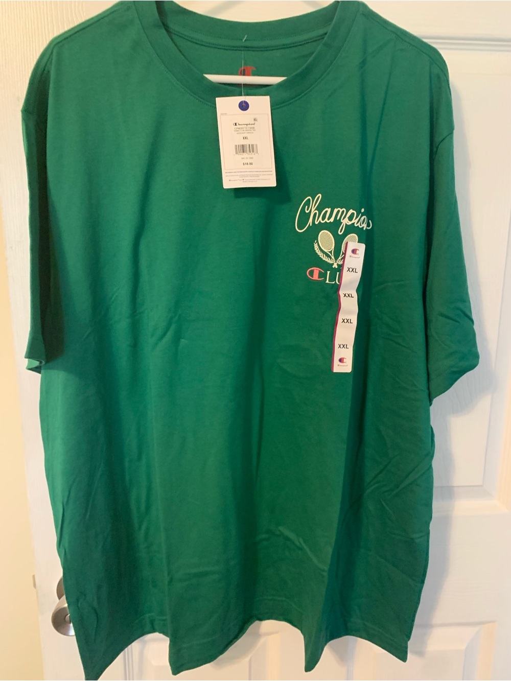Champion NWT’s women’s size XXL graphic tee